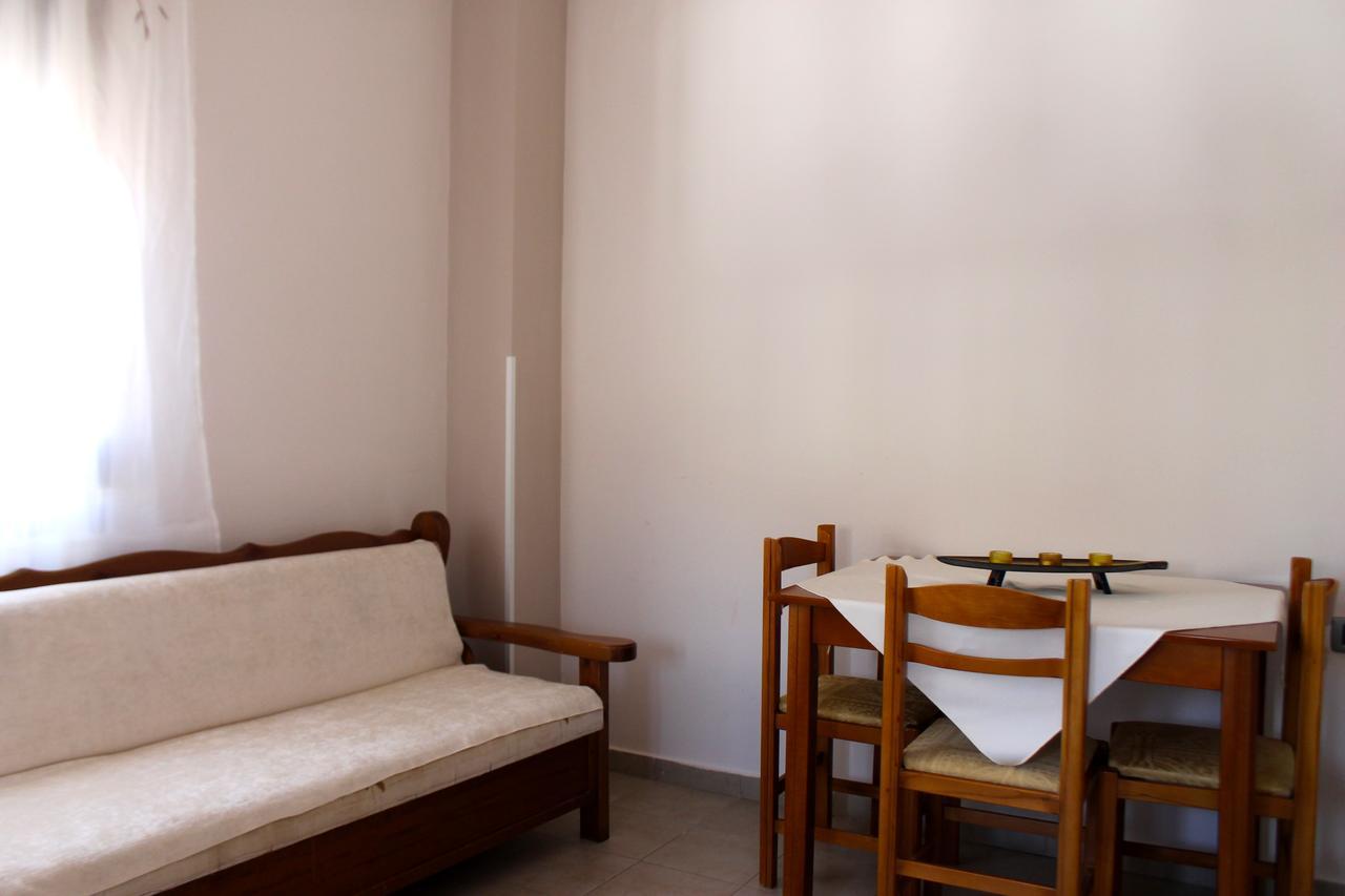 Albi'S Apartment Sarandë Eksteriør bilde